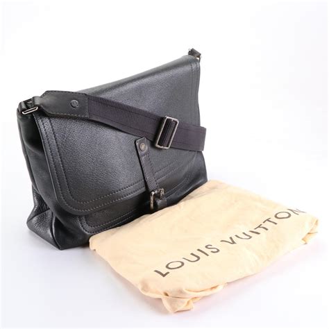 louis vuitton utah omaha messenger bag|Louis Vuitton Omaha Messenger Bag Utah Leather .